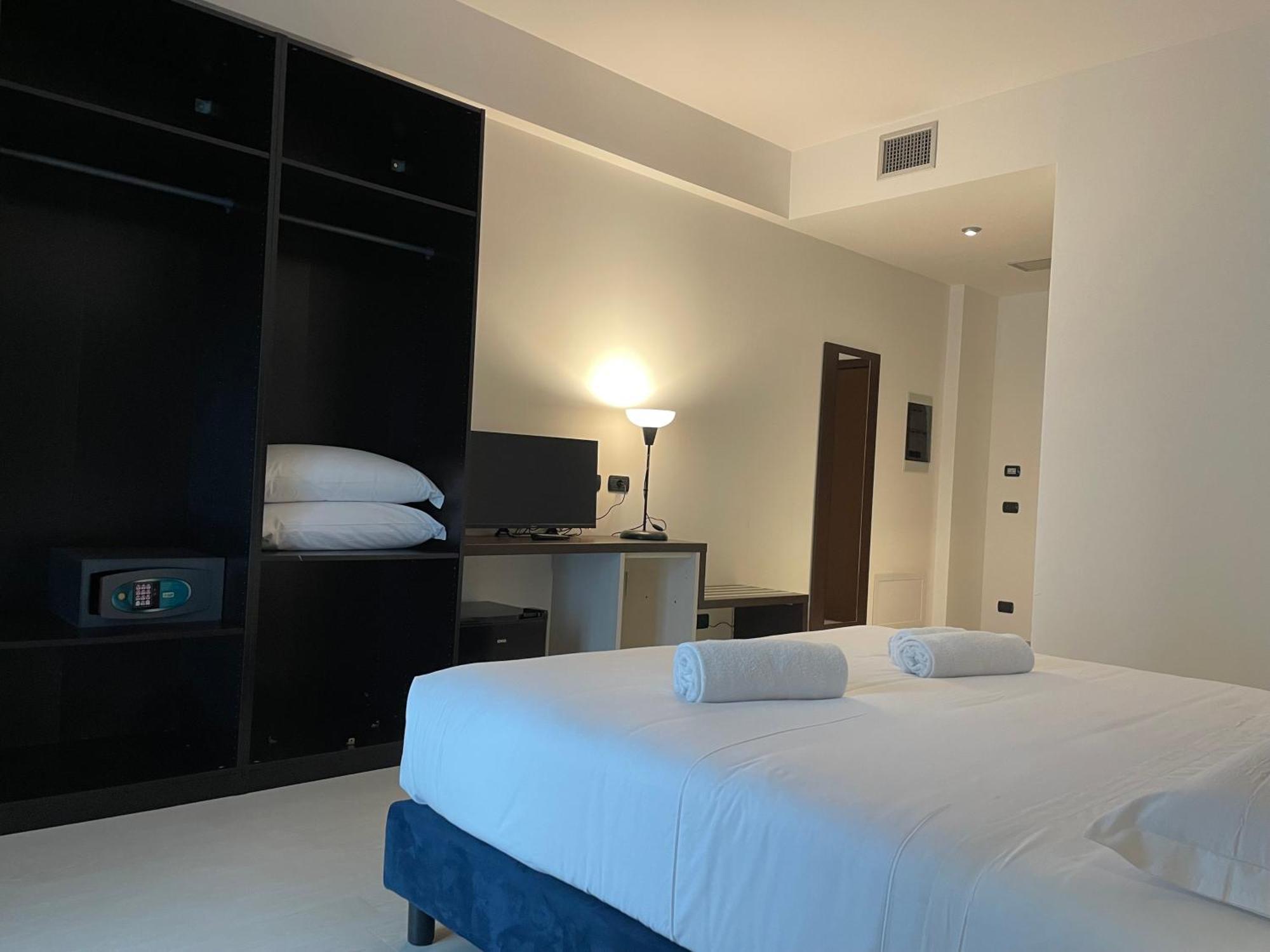 Maestrale Resort Hotel - Grosseto Dış mekan fotoğraf